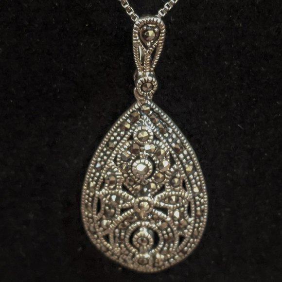 Marcasite Oval Necklace and Earrings Set - Picture 3 of 4